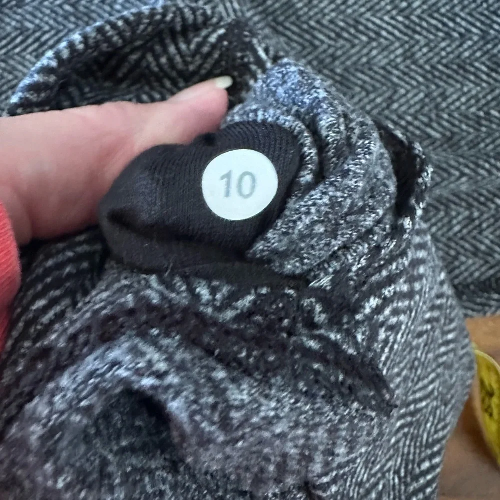 lululemon athletica comfortable stylish